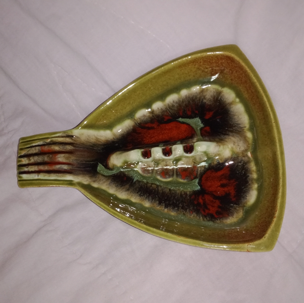 Vintage Red Wing Multicolor Drip Glaze Ashtray USA 857